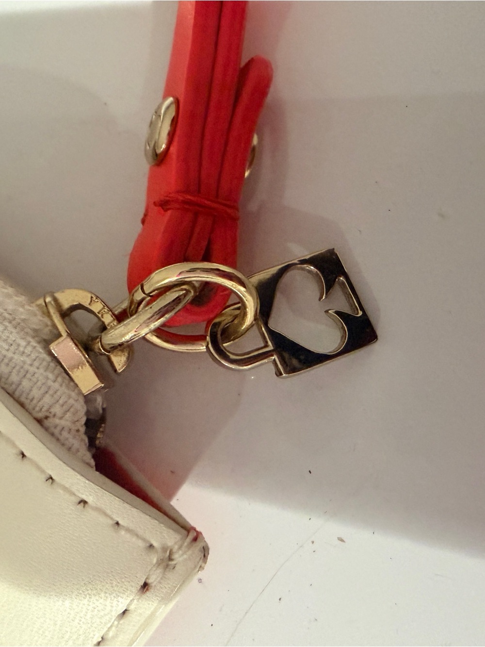 kate spade White & Red Ace of Hearts Wristlet - Picture 7 of 9
